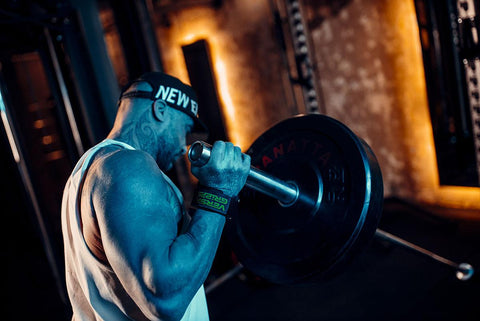 Male weightlifter wearing Versa Gripps